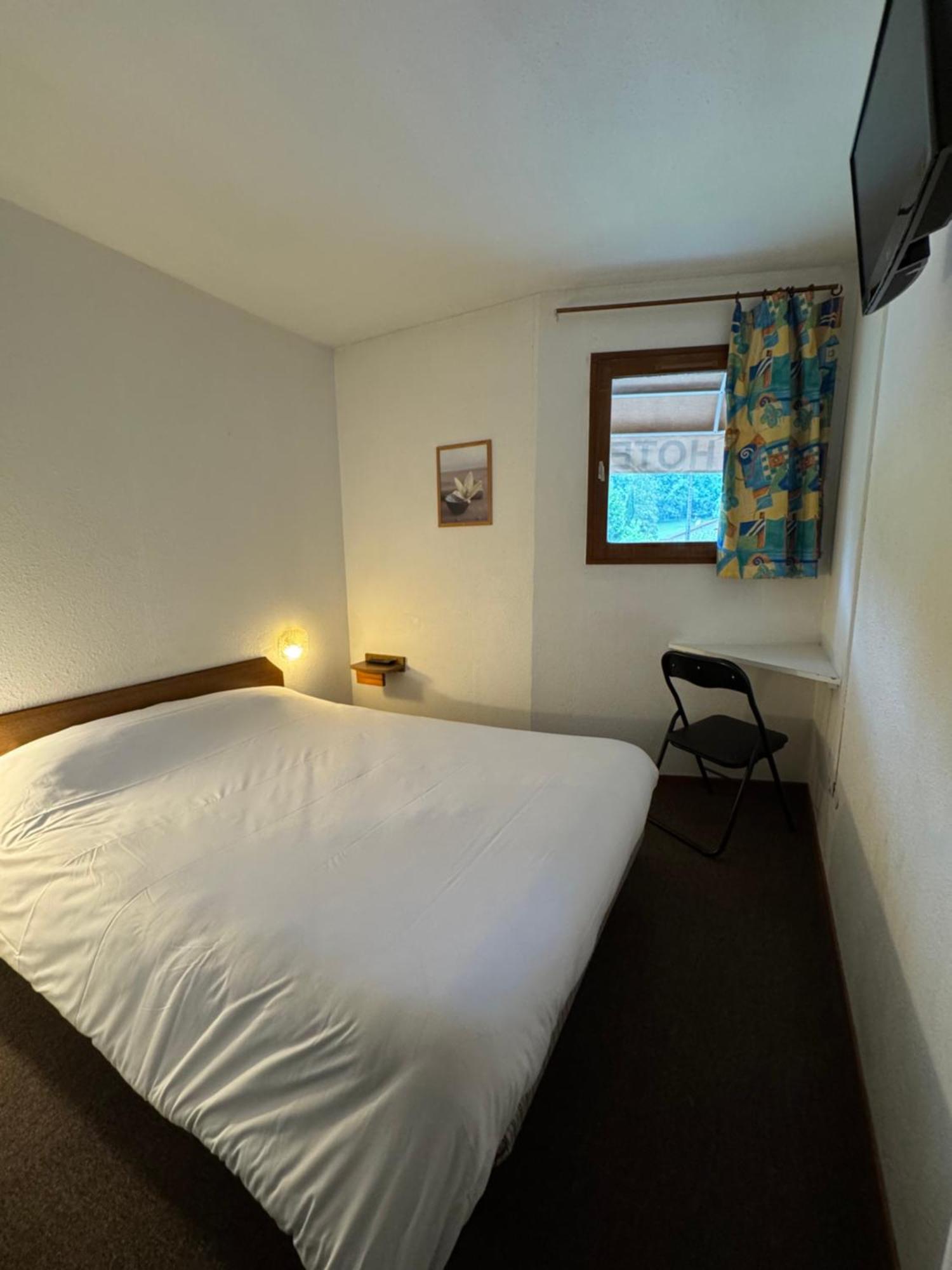 Symp'Hotel Nivolas-Vermelle Zewnętrze zdjęcie