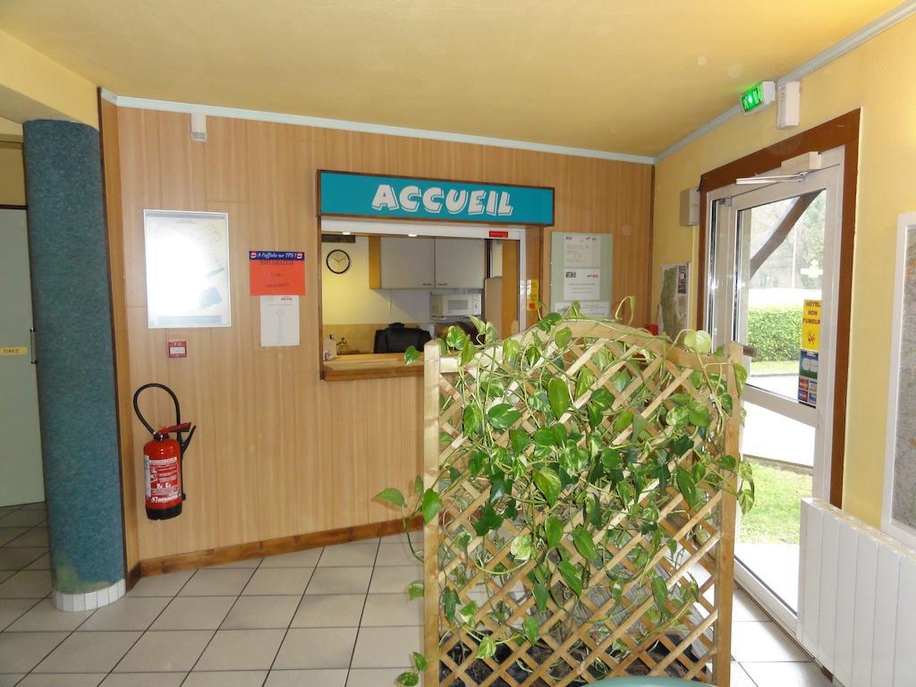 Symp'Hotel Nivolas-Vermelle Zewnętrze zdjęcie